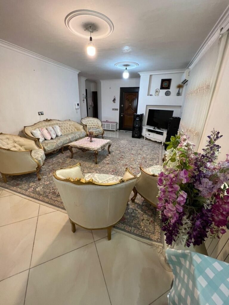 آپارتمان ۸۰متری خیابان علامه