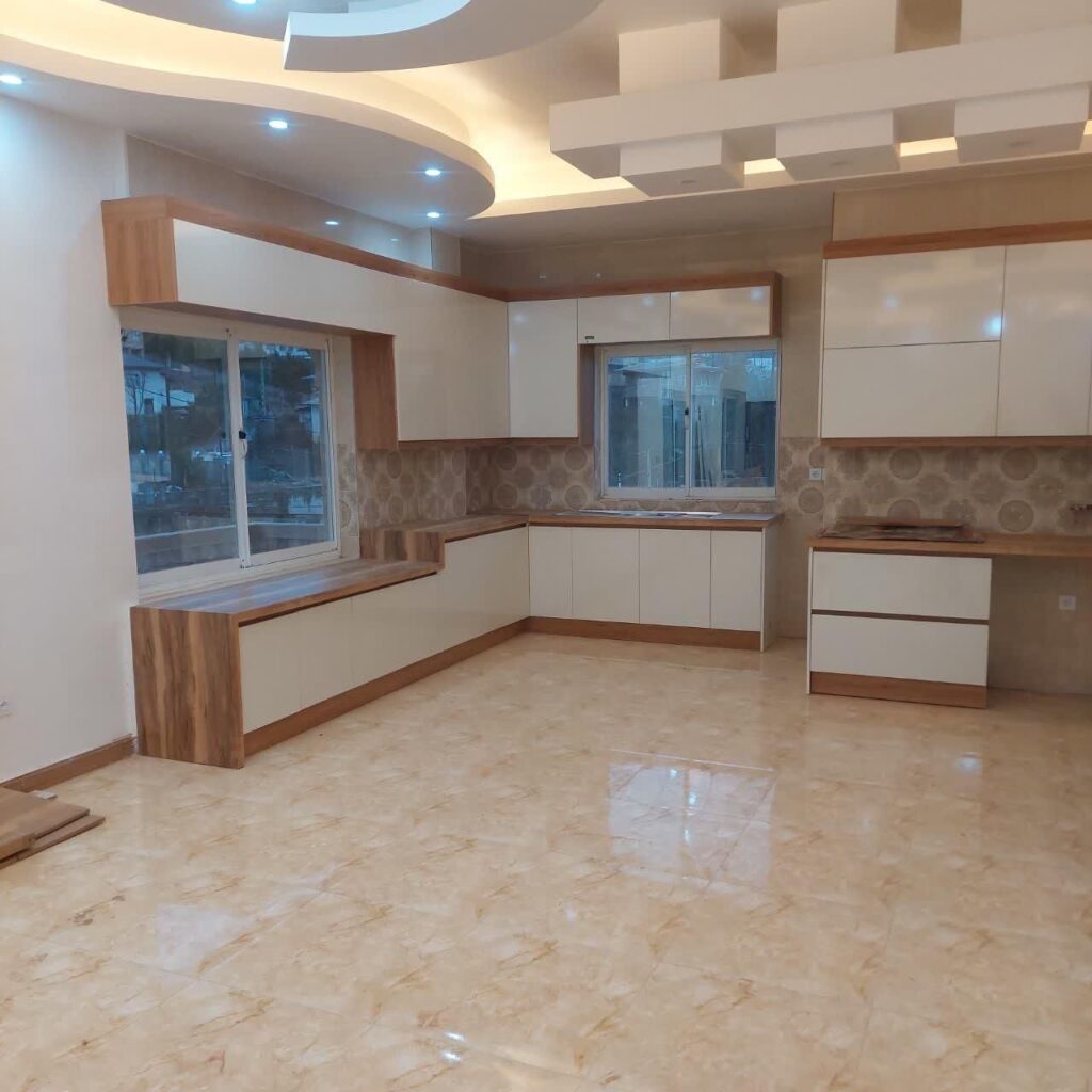اجاره ویلا دربست نوساز۲۰۰متربا ویو عالی تنکابن